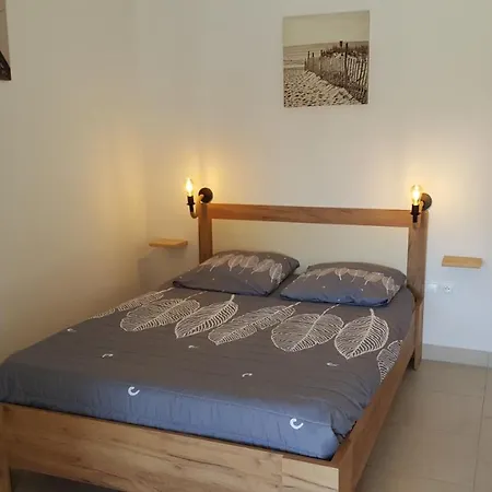 Apartment Mas De La Berlusiere D Hotes En Ardeche Du Sud *